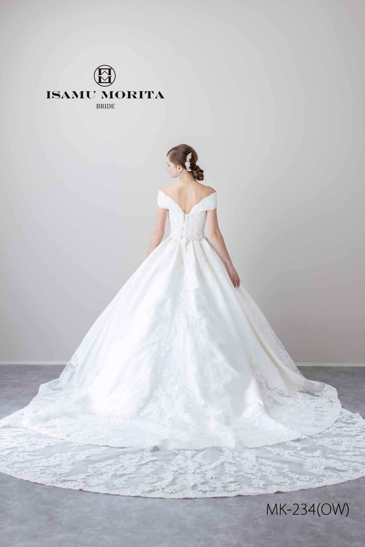 marryme ホワイト＆ブラック sora様 イサムモリタブライド｜MK-234(OW)｜ウェディング｜衣裳を選ぶ